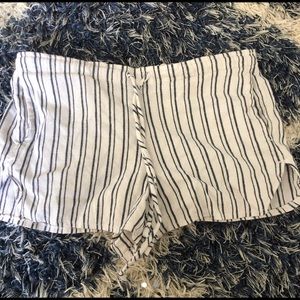Brandy Melville stripped shorts